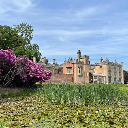 Llanerchydol Hall Suites Welshpool Buitenkant foto