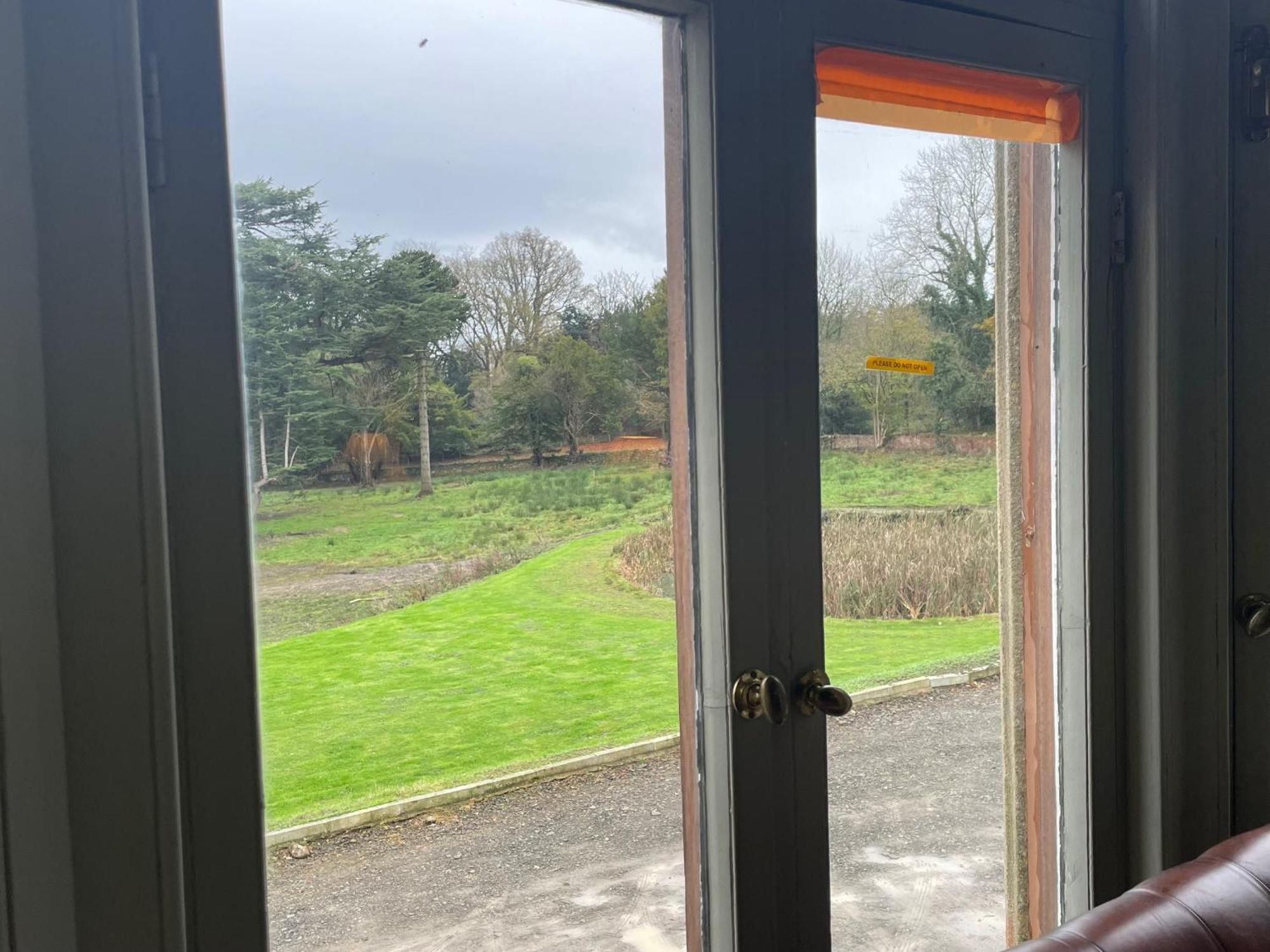 Llanerchydol Hall Suites Welshpool Buitenkant foto