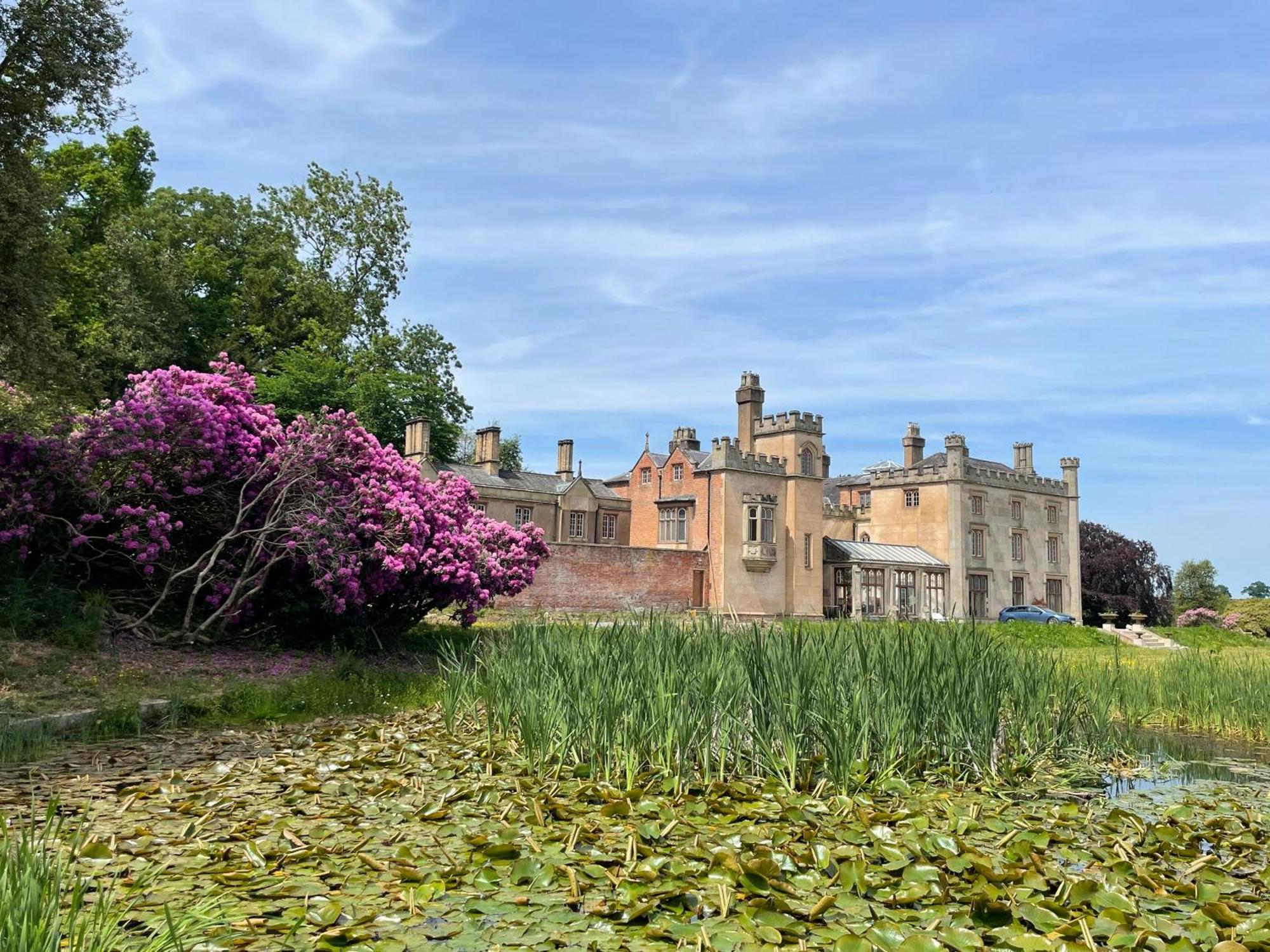 Llanerchydol Hall Suites Welshpool Buitenkant foto