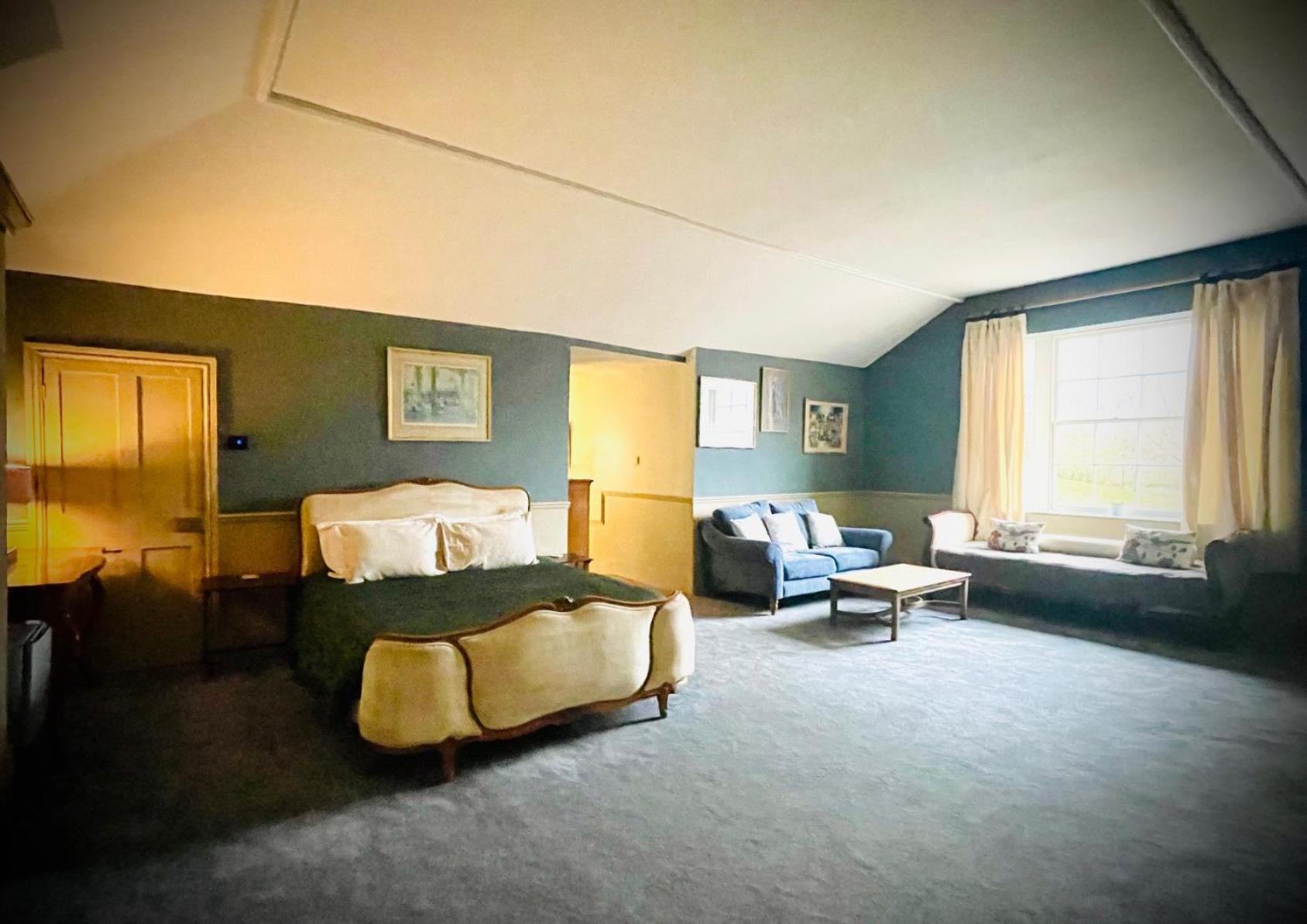 Llanerchydol Hall Suites Welshpool Buitenkant foto